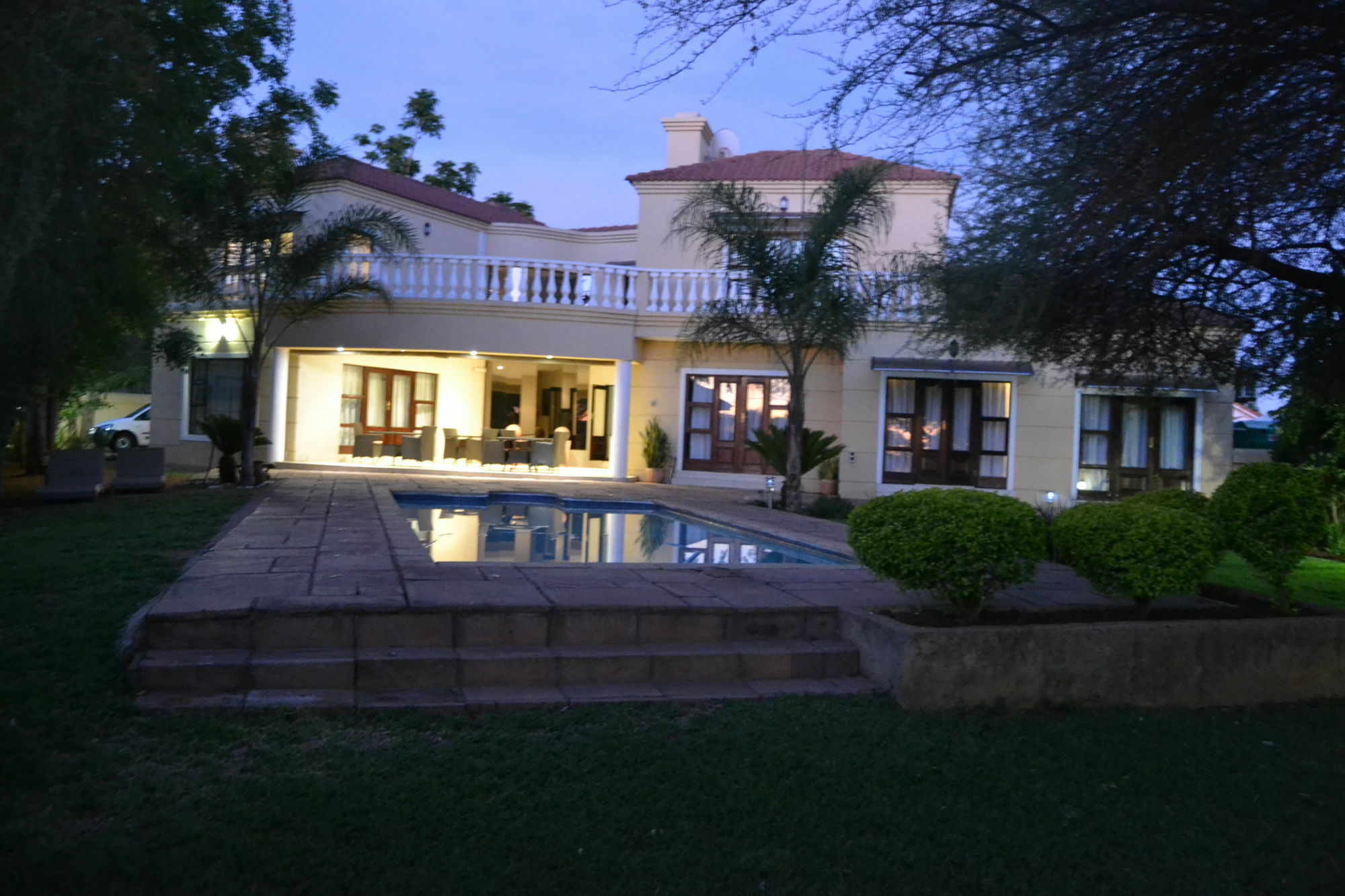 The Capital Guest House Gaborone Esterno foto